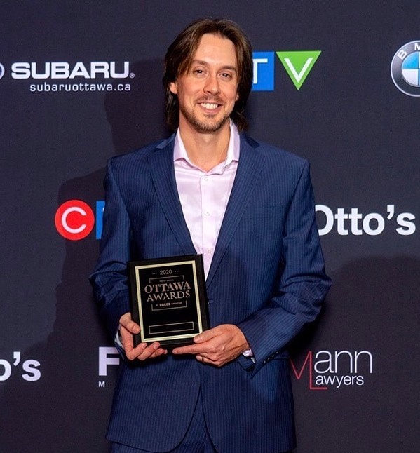 Barrhaven Orthodontist Dr Charles Cohen wins favourite dentist in Ottawa - Faces Magazine Awards