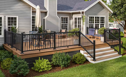 Toronto Deck and Rail